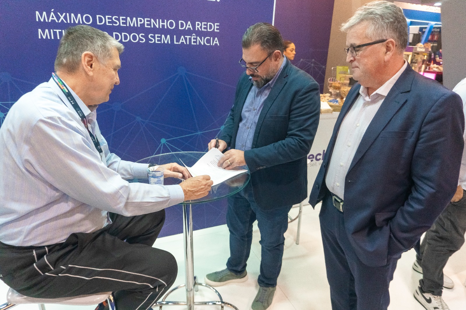 Assinatura contrato - 1