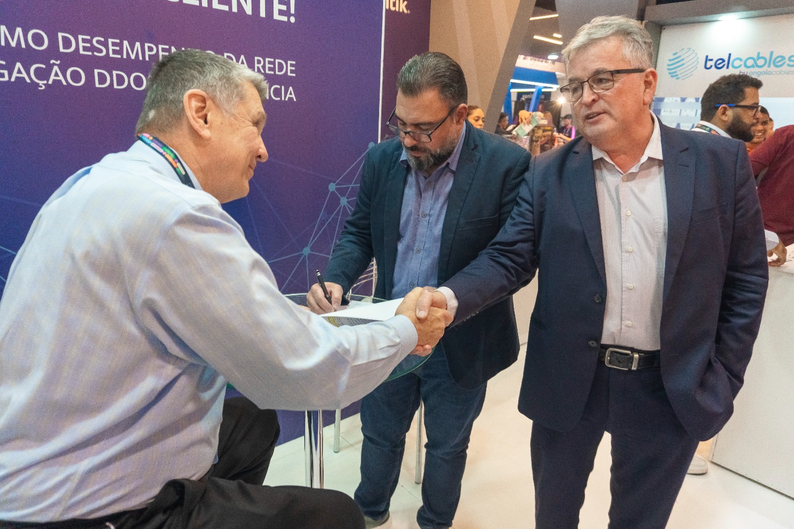 Assinatura contrato - 2